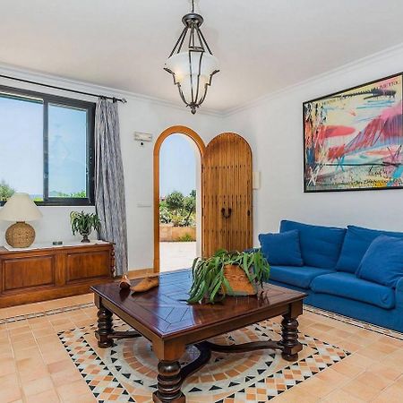 Villa With Private Mountain Ideal Runners Trailers Near Beach Approx 5 Min Walking Beach,Property Belong Puerto Pollensa Villas And Apartments Екстериор снимка