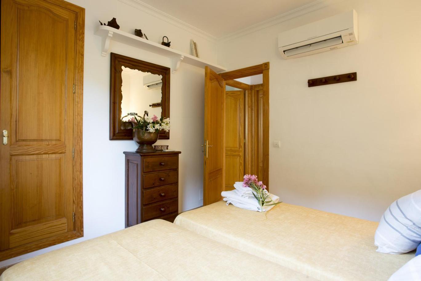 Villa With Private Mountain Ideal Runners Trailers Near Beach Approx 5 Min Walking Beach,Property Belong Puerto Pollensa Villas And Apartments Екстериор снимка